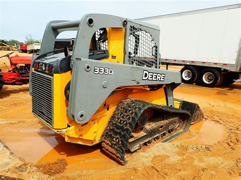 how to change bucket on john deere 333d skid steer|john deere 333d news.